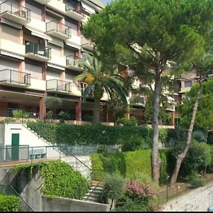 https://camera-privata-nellappartamento-in-zona-residenziale.hotelitalianriviera.com